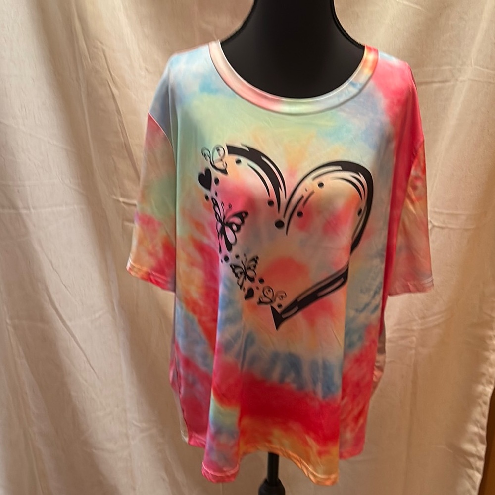 SHEIN Multicolor Tie-Dye Heart Print Top